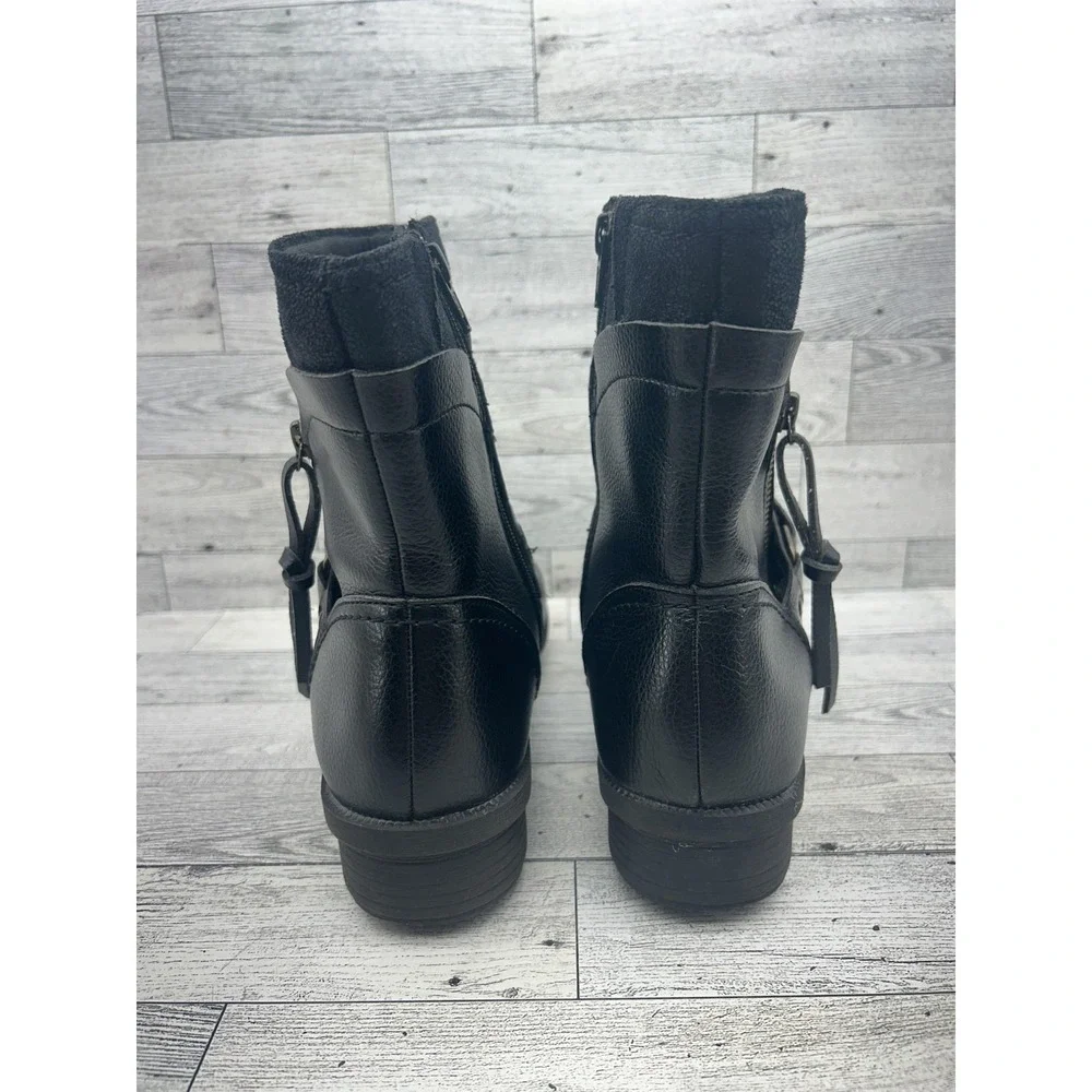 Clarks boots womens